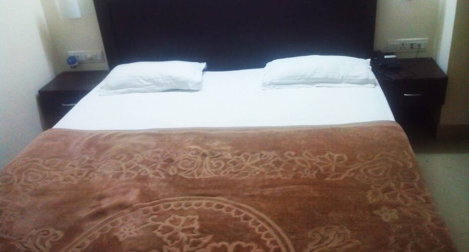 Hotel Prateek Plaza, Sri Ganganagar 3